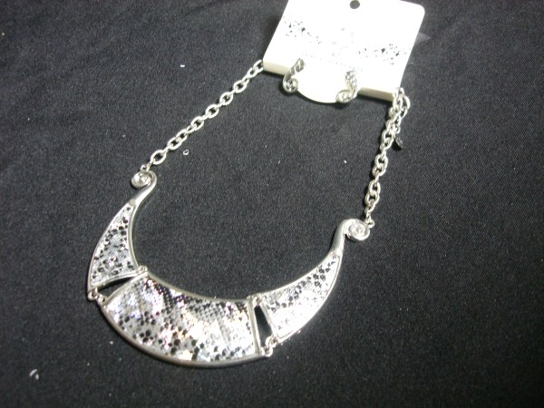 Fancy Silver Chain Set